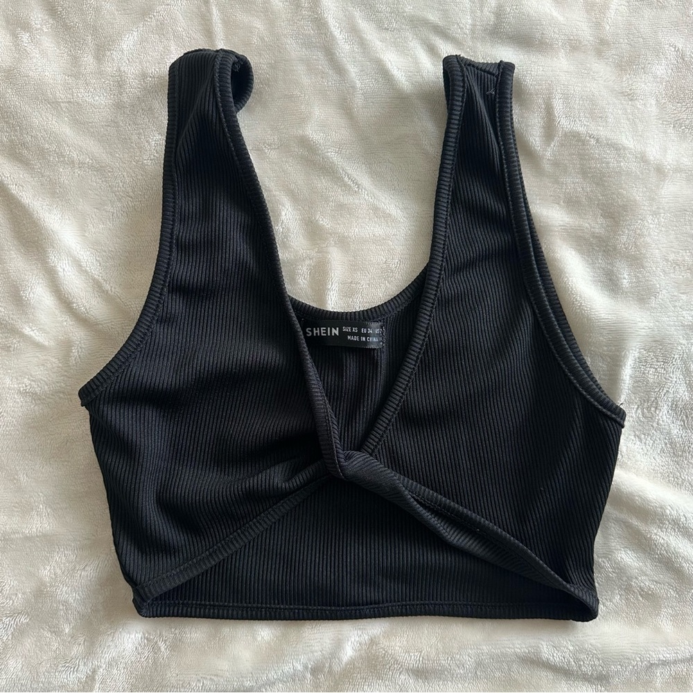 xs black twist front crop top